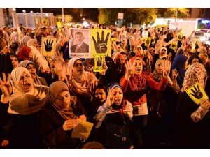 Mısır'da çok sayıda öğrenci yaralandı