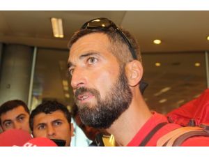 Dünyanın en yüksek 8. zirvesine çıktı