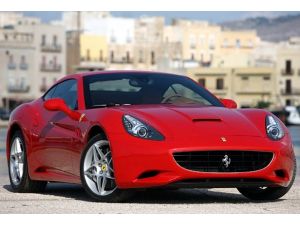 Tasfiyelik Ferrari 670 bin liraya satıldı