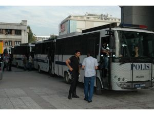 11 taraftar gözaltına alındı