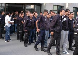 Gözaltındaki taraftardandan 3'ü tutuklandı