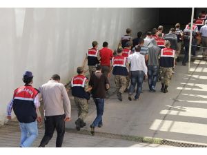 Kaçakçılık operasyonunda 26 tutuklama