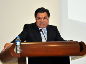 Anayasa Mahkemesi'ne 8 bin 500 başvuru