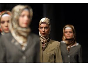 Başörtüsü yasağını kaldıran Türkiye İslamofobiyle mücadelenin lideri olacak