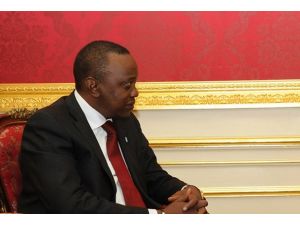 Kenya Somali'den askerini çekmeyecek