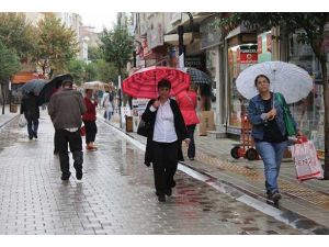 Doğu Akdeniz için "çok kuvvetli" yağış uyarısı