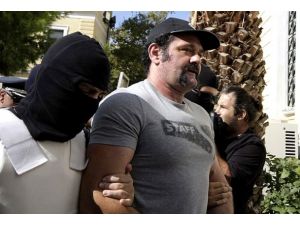 Altın Şafak Partisi'nin üç milletvekili serbest