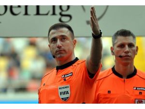 Maçın hakemi Göçek