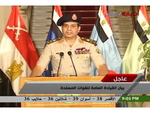 Sisi'nin "darbe" toplantısının görüntüleri yayınlandı