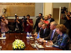 AB Yüksek Temsilcisi Ashton Mansur ile görüştü