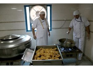 Türk hacı adaylarına Mekke'de özel menü