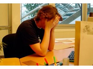 Psikolojik tacizden özelde erkek kamuda kadın şikayetçi