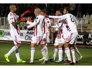 Sivasspor evinde galip
