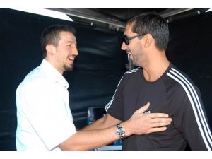 "Hido"ya eski dostundan büyük destek