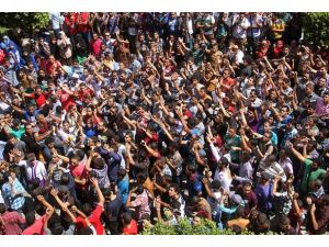 Mısır'da üniversite öğrencilerinin protestoları sürüyor
