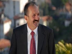 MHP Behçet Saatciyi Disipline veriyor