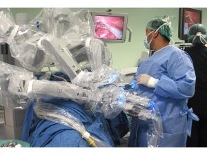 Robotik cerrahi ile ilk böbrek nakli