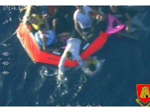 206 kişi kurtarıldı, 33 kaçağın denizden cesedi çıkartıldı