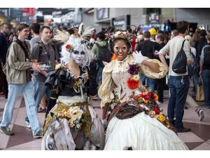 Binlerce çizgi roman karakteri New York'ta buluştu