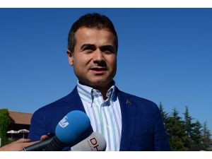 Gençlerimiz sahaları eskitsin