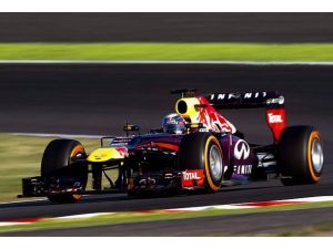 Vettel 5'te 5 yaptı