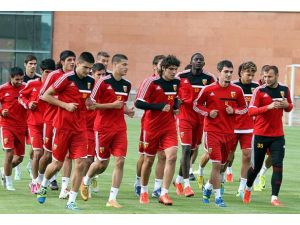 Kayserispor'u sakatlıklar "yaktı"