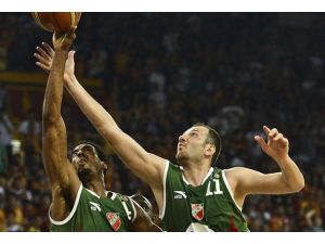 Pınar Karşıyaka'da hedef Avrupa'da iyi başlamak