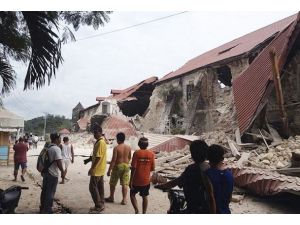 Filipinler'de çok şiddetli deprem