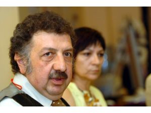 Gazeteci Oktay Ekinci vefat etti