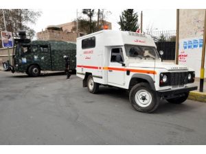 Yemen'de cami baskını