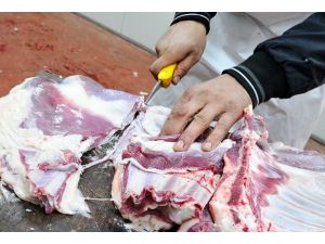 Balkonda kurban kesene bin 12 lira ceza