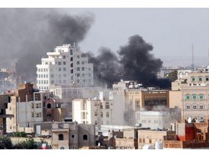 Yemen'de askeri üsse saldırı: 10 ölü, 15 yaralı