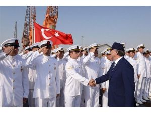 Gül'den TCG Göksu Fırkateyni'ne ziyaret