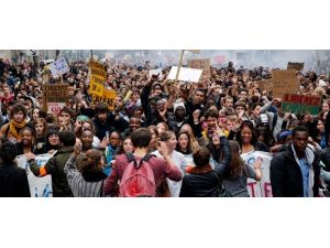 "First layd"den "sınırdışı" tepkisi