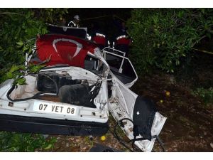 Askere gidecek gençlerin eğlencesi kaza ile bitti