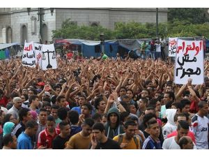 Mısır'da taraftarlar gözaltına alınan arkadaşları için yürüdü