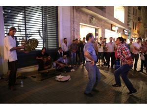 Dünyanın müziği İstiklal'de