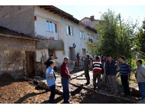 Kütahya'da gelin alma sırasında balkon çöktü