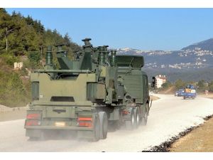 Sınırda askeri hareketlilik