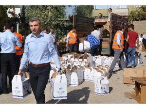 Türk STK'ları yoksulların yüzünü güldürdü