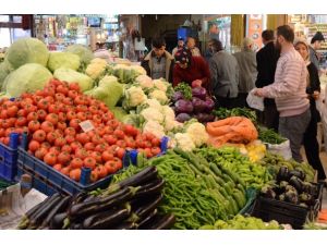 Domates ve biber fiyatları yüzde 40 arttı