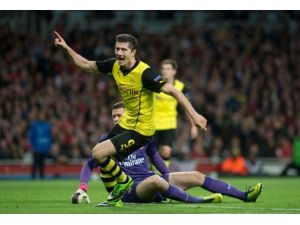 Dortmund Arsenal'i evinde devirdi