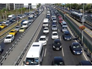Trafikteki araç sayısı 17,6 milyonu geçti