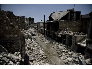 Esed güçleri iki aileyi infaz etti