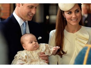 İngiltere veliaht prensi George vaftiz edildi