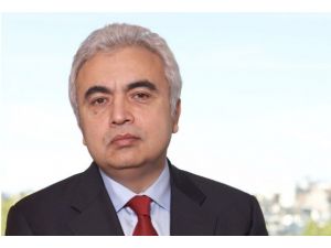 Petrolün 100 dolardan aşağı düşmesi beklenmiyor