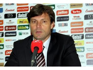 Es-Es galibiyet serisi peşinde