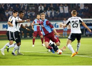 Varşova da "Fırtına"ya kapıldı