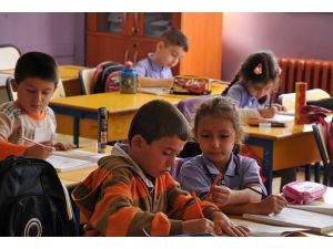 Yardımcı kitap kullanılmayacak