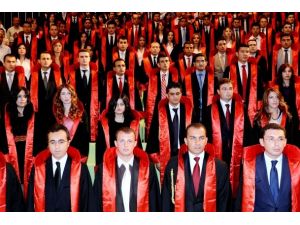 Hakim ve savcılık için yaş sınırı geliyor